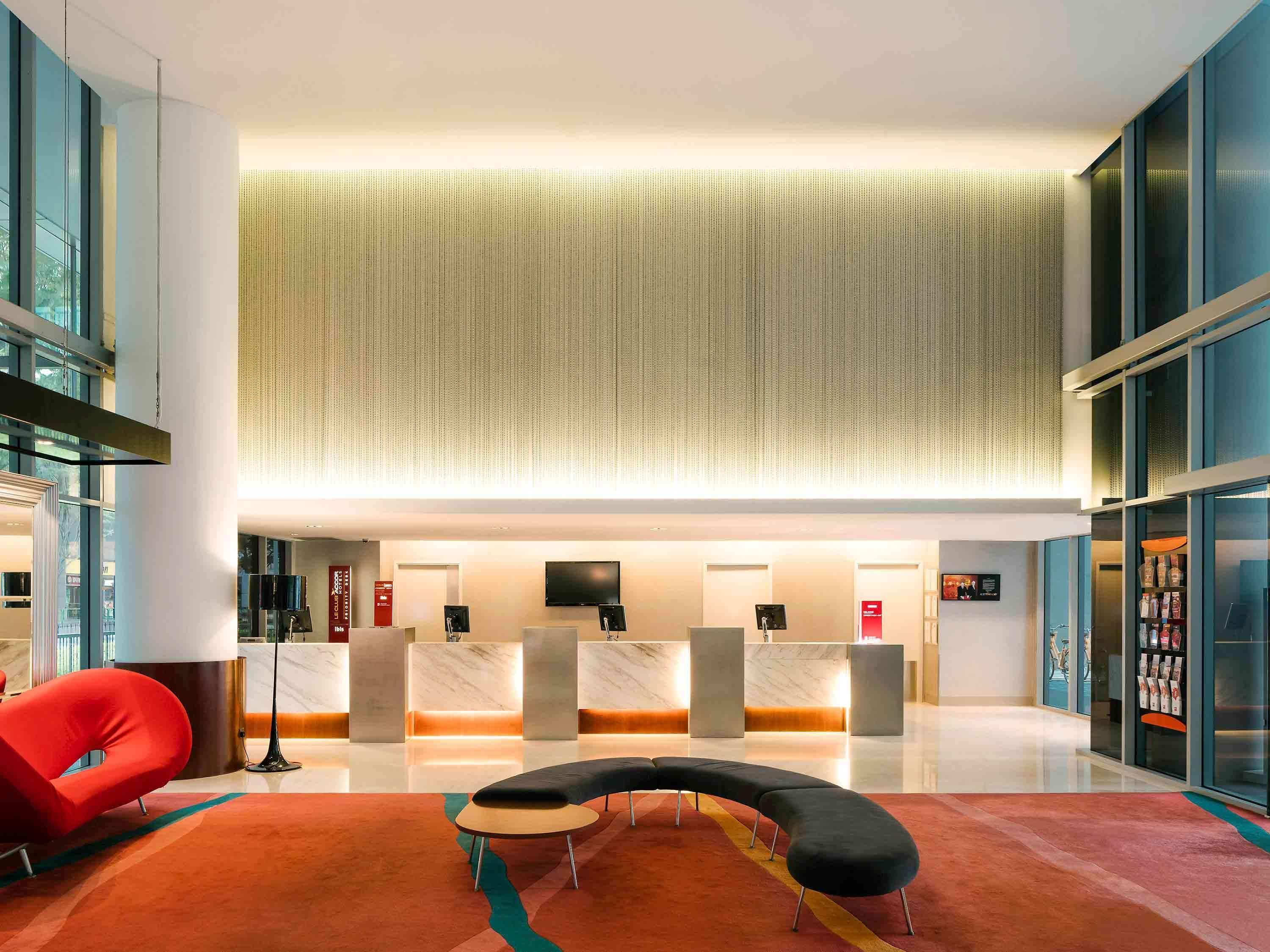 Ibis Singapore On Bencoolen - Newly Renovated Екстериор снимка