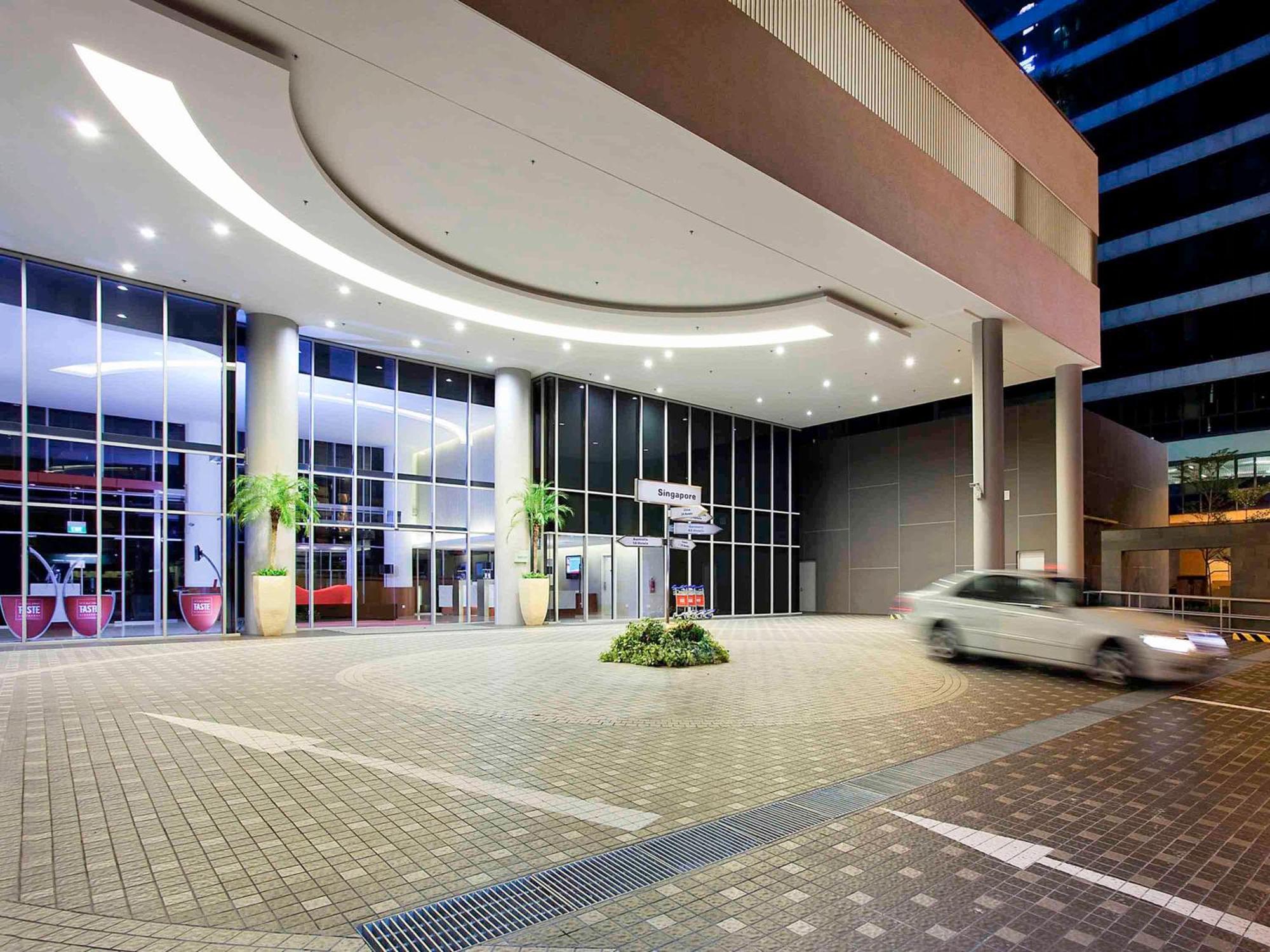 Ibis Singapore On Bencoolen - Newly Renovated Екстериор снимка
