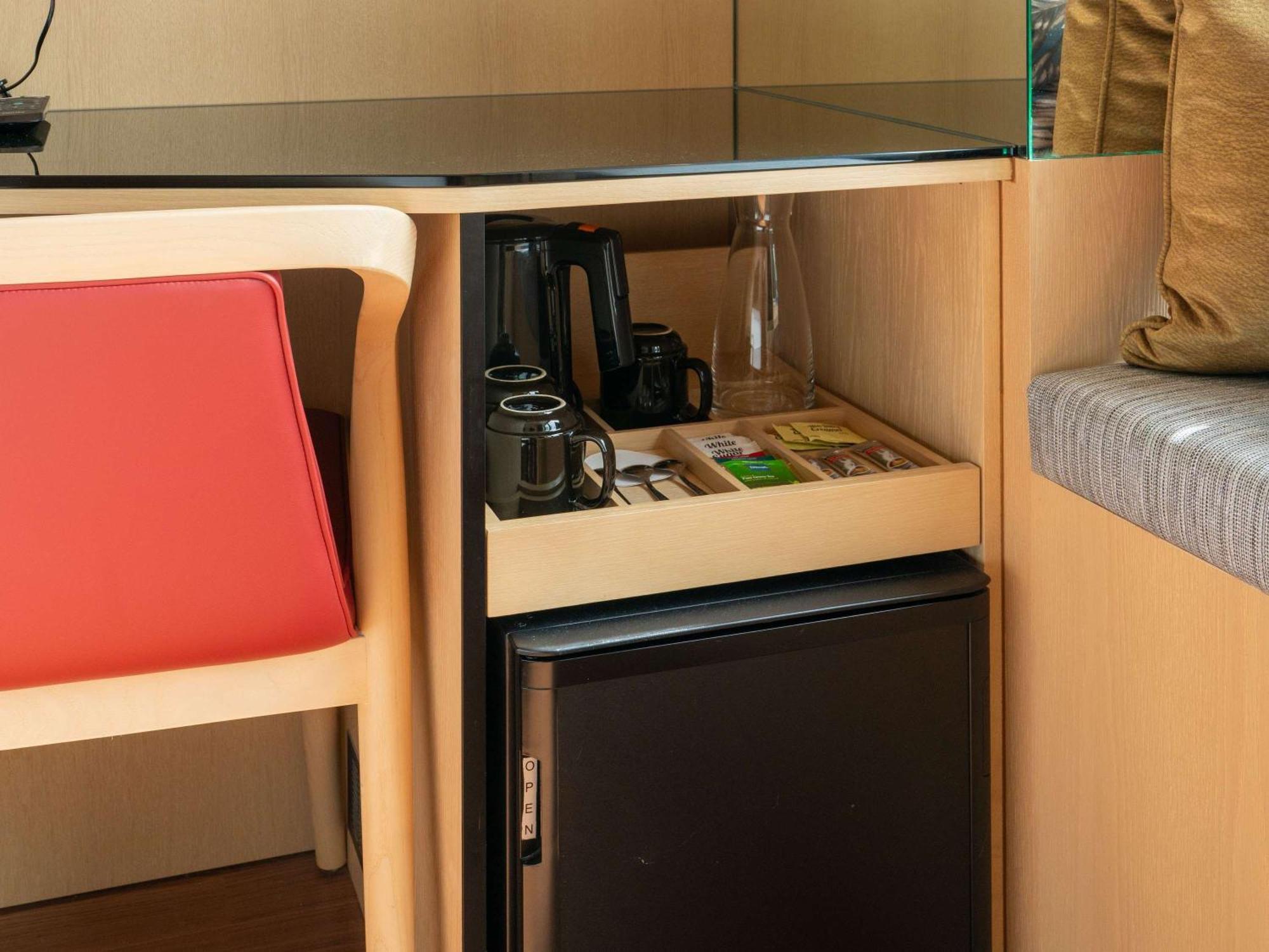 Ibis Singapore On Bencoolen - Newly Renovated Екстериор снимка